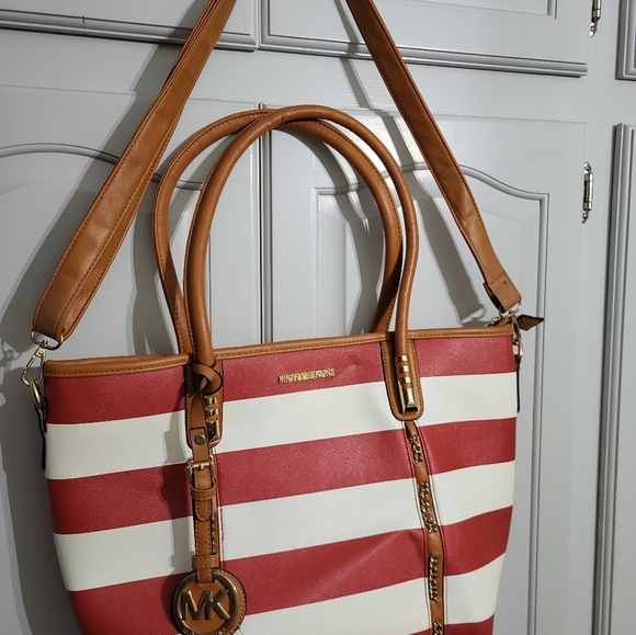 Pocketbook - Picture 4 of 4